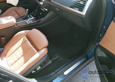 2020 BMW X3 Sdrive30I z USA, uszkodzony, nr VIN 5UXTY3C00LLU72820